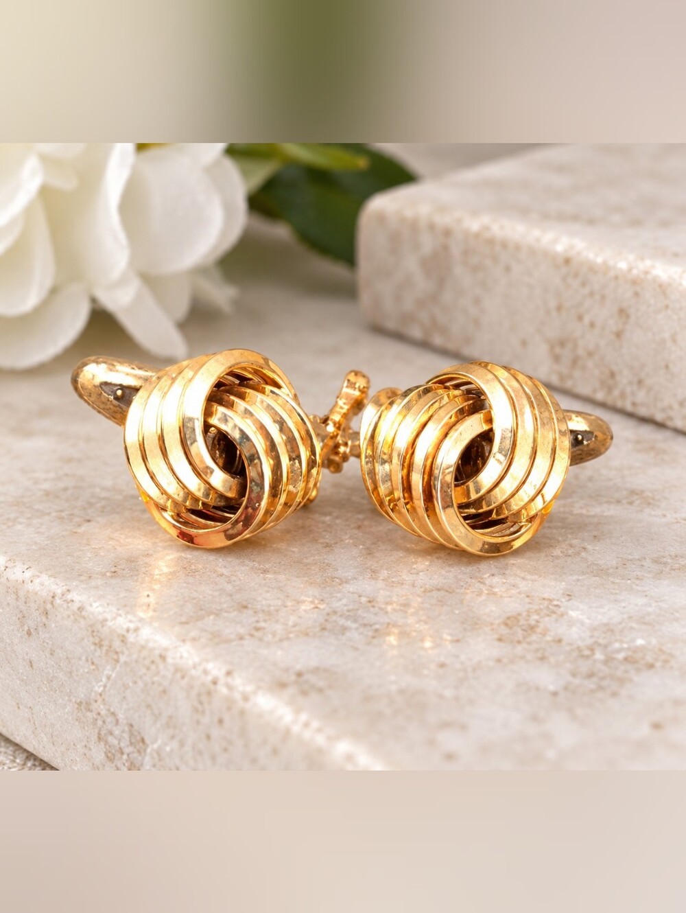 Vintage Trifari Gold Tone Ribbed Knot Clip On Earrings